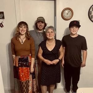 Meet your Posher, Logan